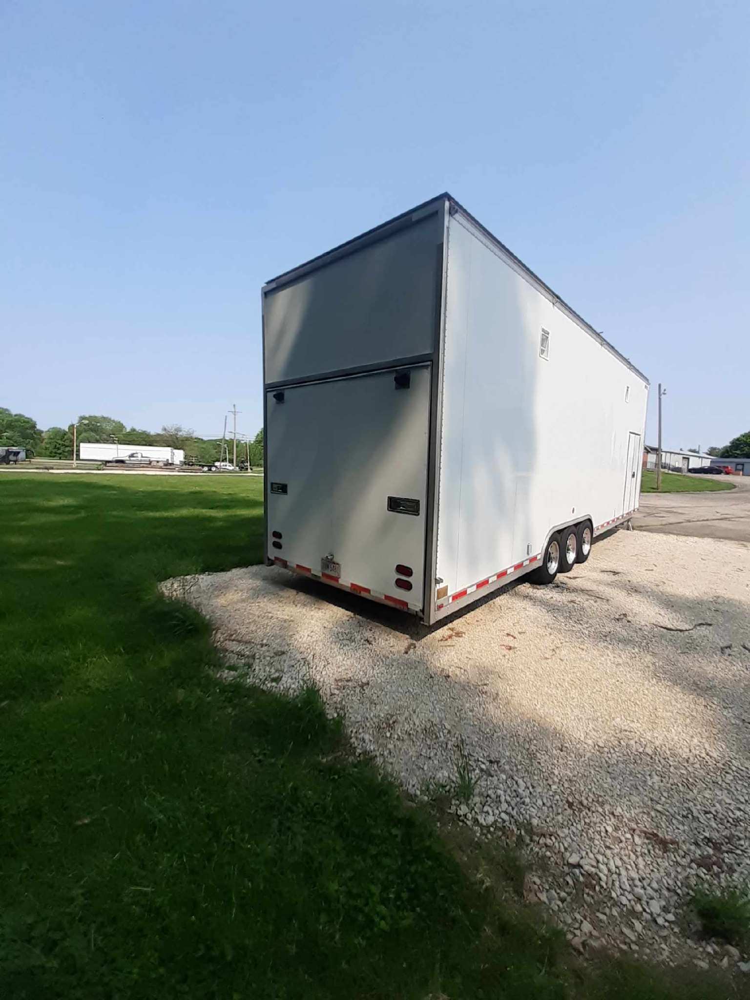 2009 Goldrush 36ft Stacker Trailer