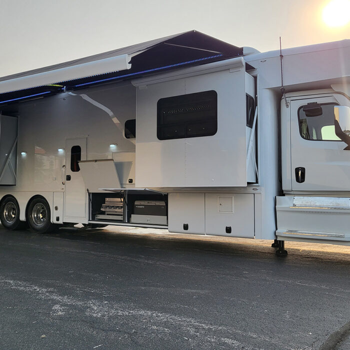 Beyer Trailer Sales motorhomes, toterhomes, stackers, and trailers