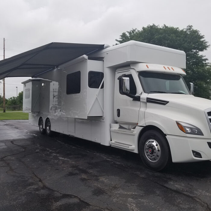 Beyer Trailer Sales motorhomes, toterhomes, stackers, and trailers