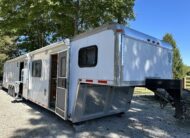 50 ft 1999 Classic Triple with Living Quarters