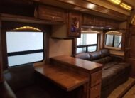 2018 Freightliner Cascadia NRC Toterhome