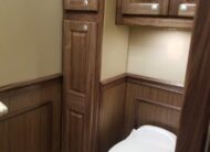 2018 Freightliner Cascadia NRC Toterhome