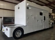 2018 Freightliner Cascadia NRC Toterhome