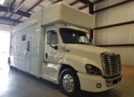 2018 Freightliner Cascadia NRC Toterhome